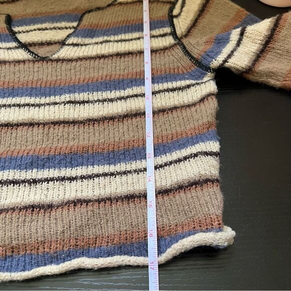 ✨ BDG Urban Outfitters Striped Notch Neck Crop Top Sweater Brown - Picture 14 of 14